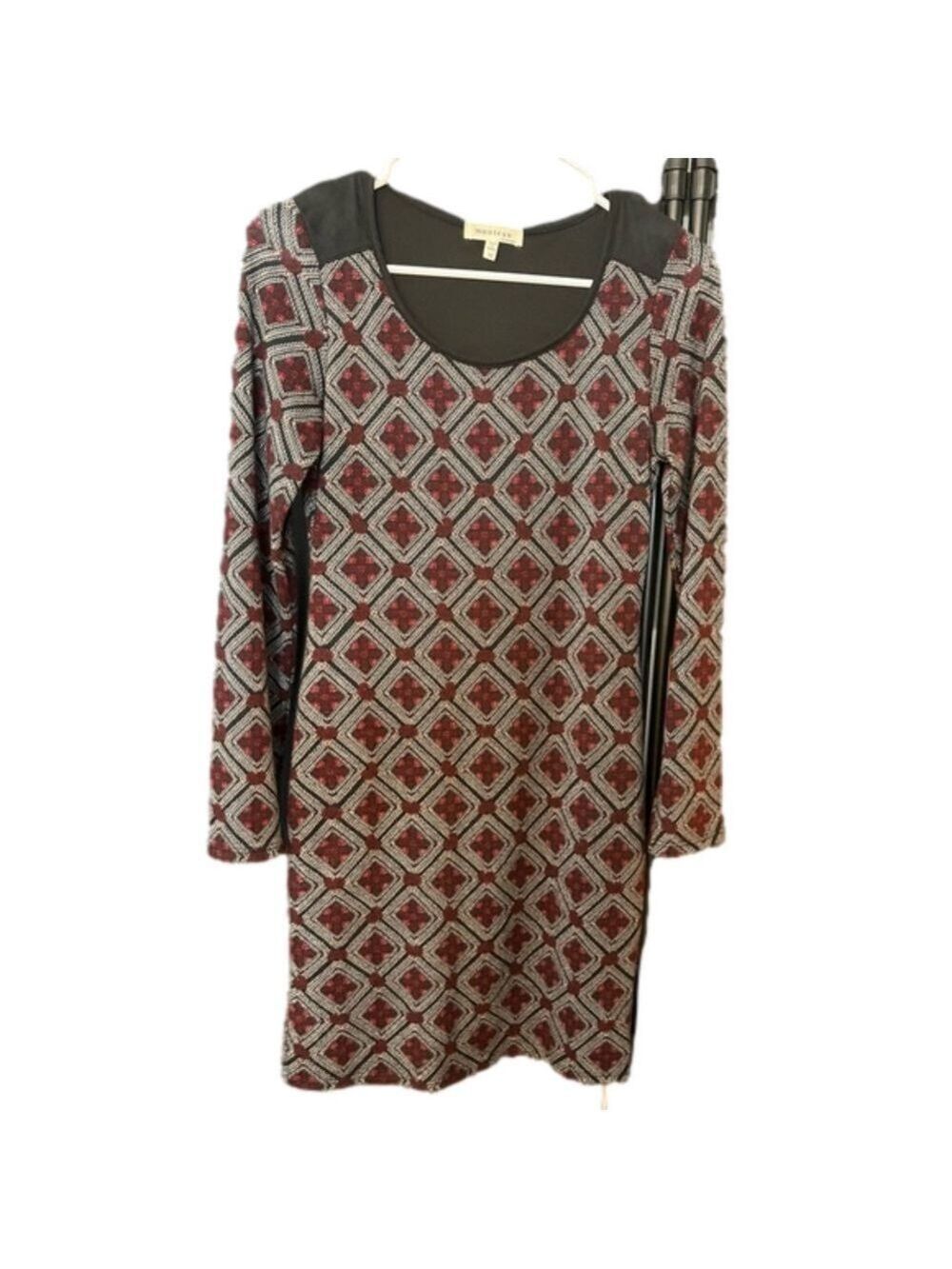 Monteau Los Angeles size medium midi dress Made in Mexico.